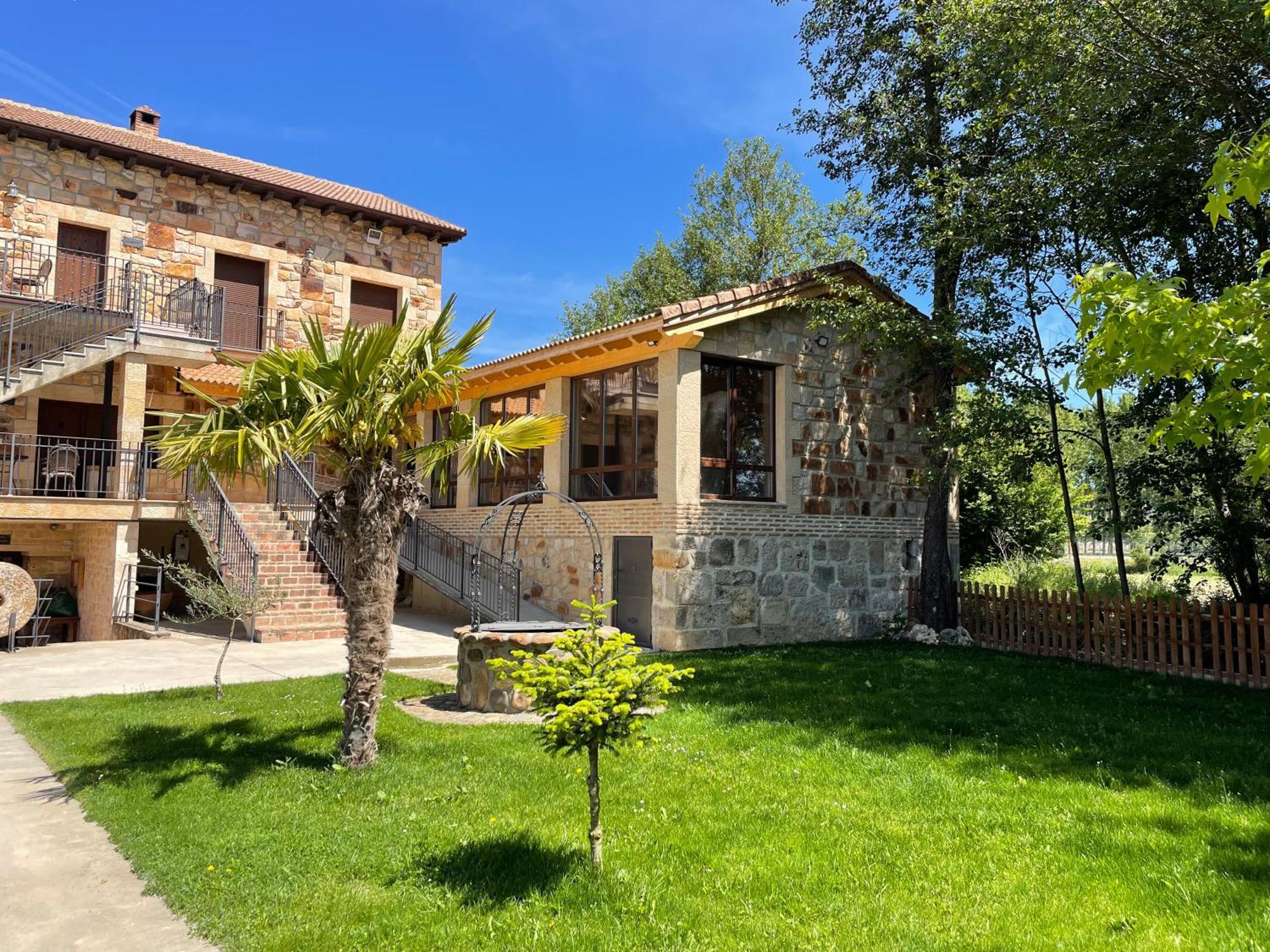 Apartamentos La Fabrica Villaluenga de la Vega Extérieur photo
