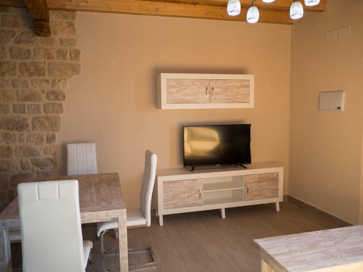 Apartamentos La Fabrica Villaluenga de la Vega Extérieur photo