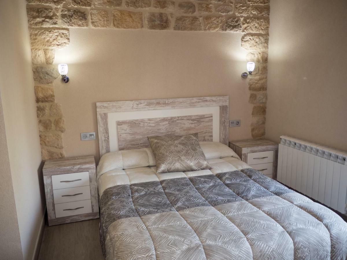Apartamentos La Fabrica Villaluenga de la Vega Extérieur photo
